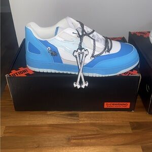 Blue and White Men's Sneakers
(Court classics) hurricanes